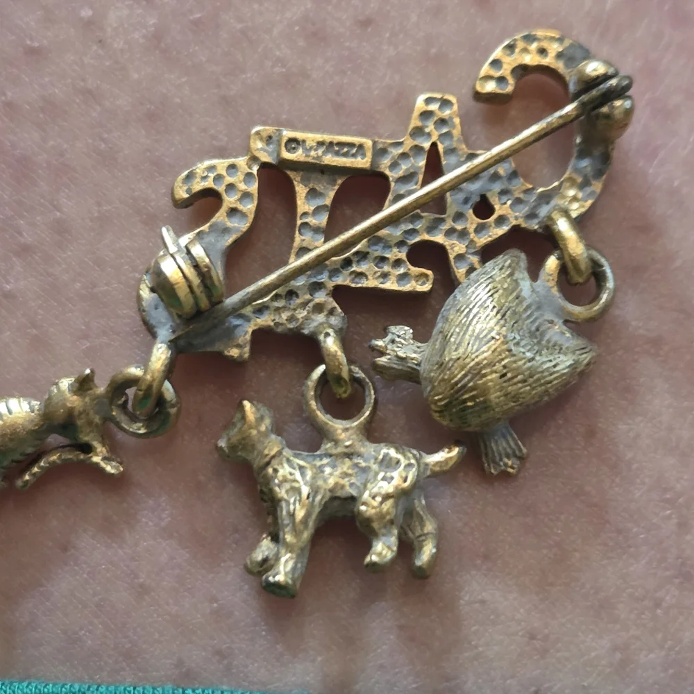 Gold Cat Brooch